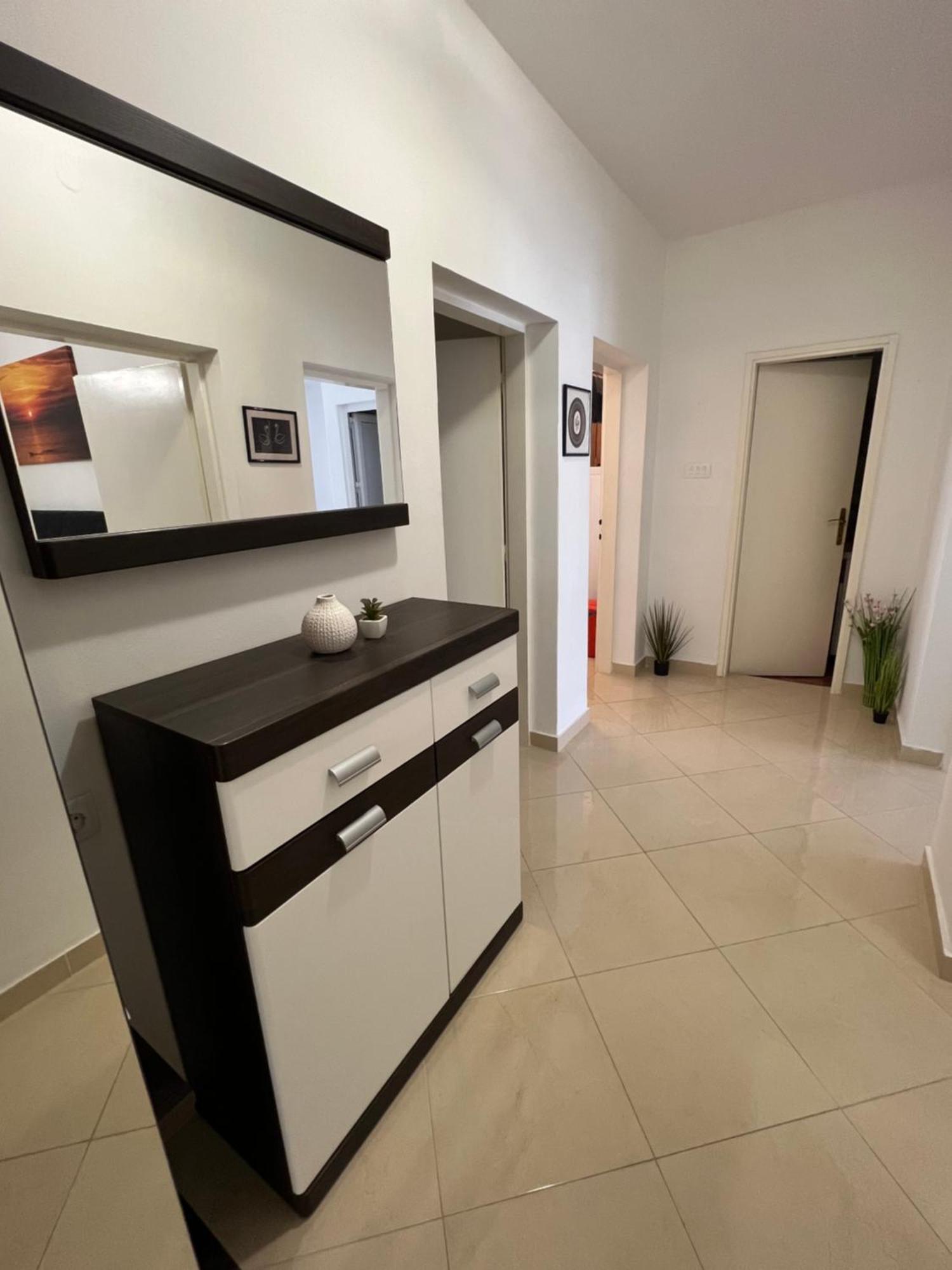 Lisica Apartment Bibinje Exterior photo